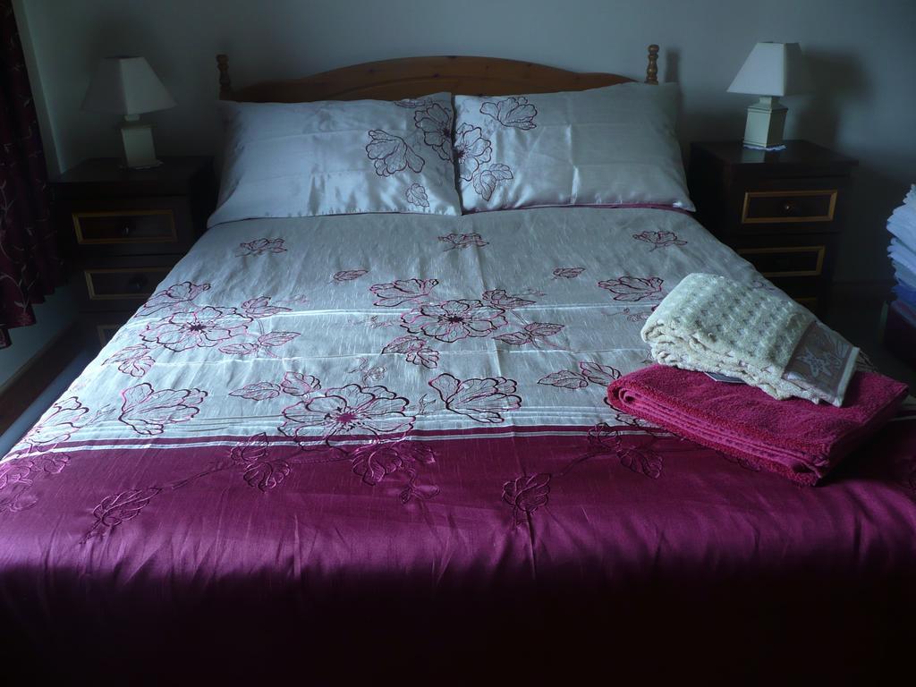 The Three Arches Bed & Breakfast Louisburgh Phòng bức ảnh