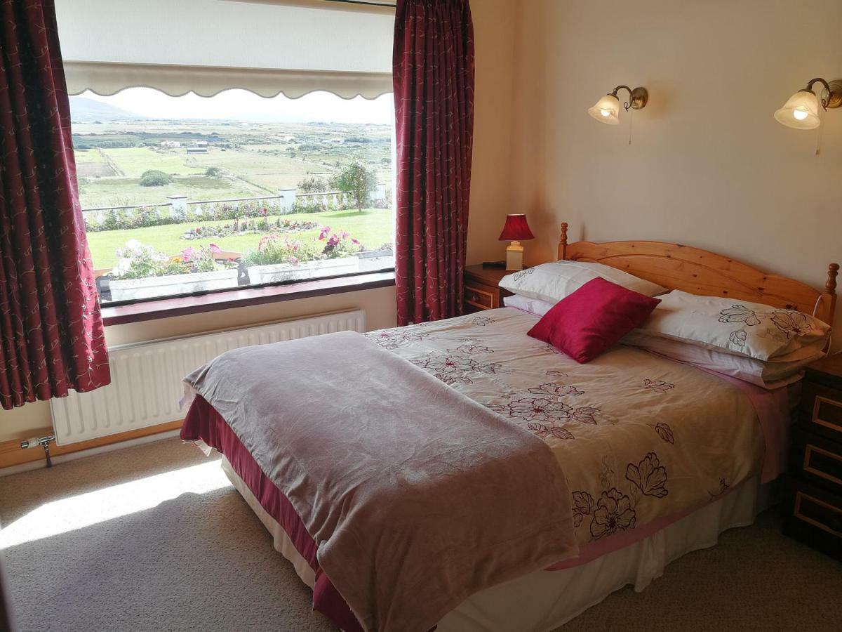 The Three Arches Bed & Breakfast Louisburgh Ngoại thất bức ảnh